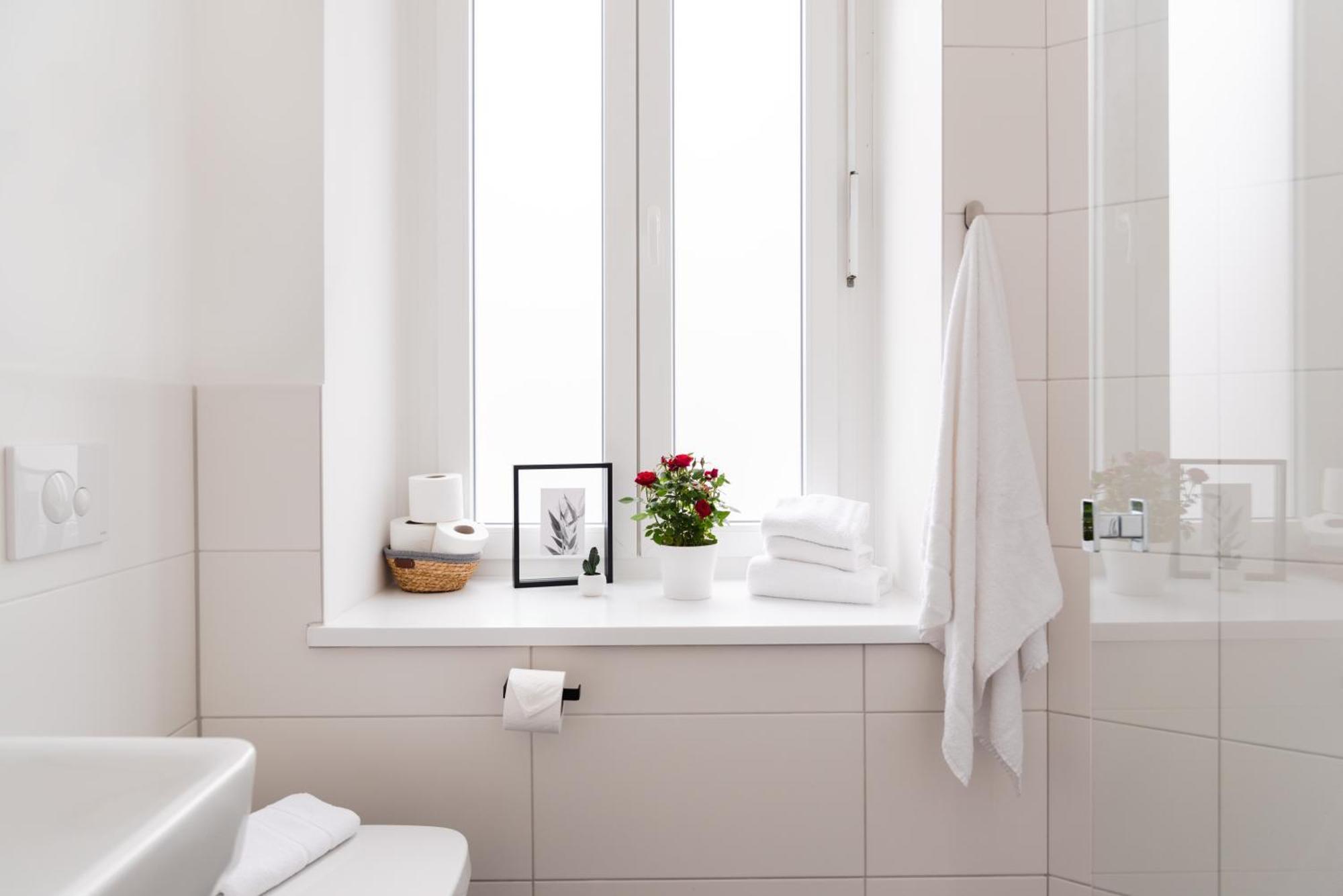 Exklusive Luxus-Unterkunft In Berlin Mitte: 2 Apartments, 130M², Designer-Moebel, Co2 Neutrale Reinigung Bagian luar foto